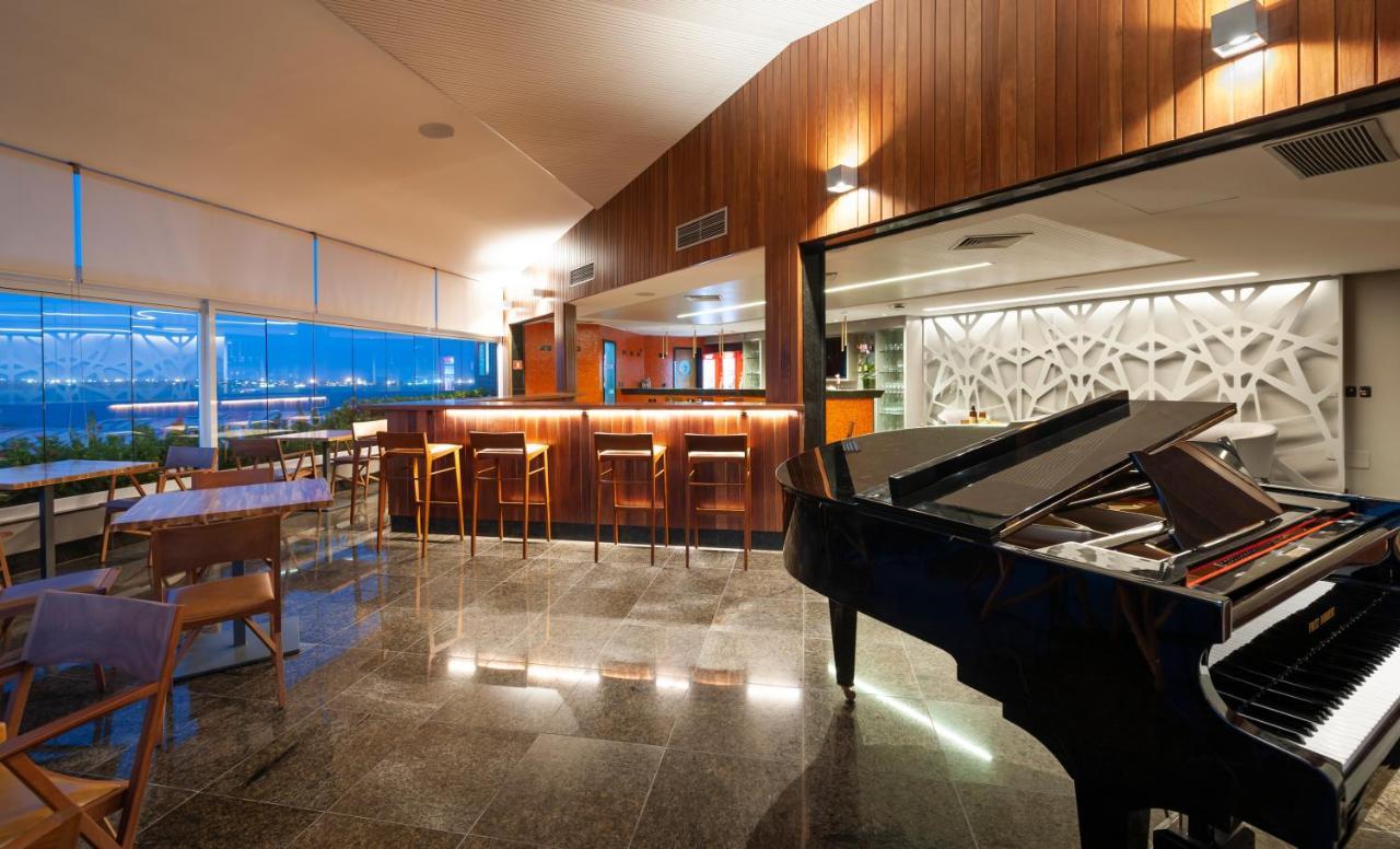 Hotel Senac Ilha Do Boi Витория Экстерьер фото The lounge at the airport