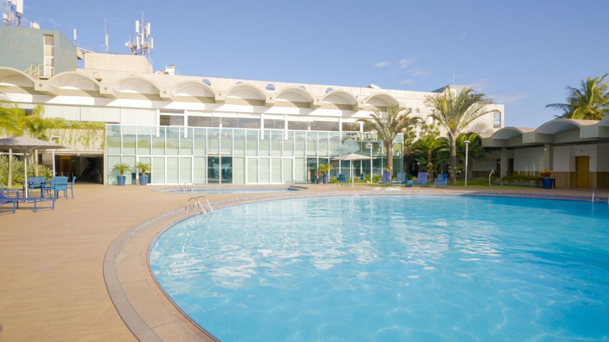 Hotel Senac Ilha Do Boi Витория Экстерьер фото The swimming pool at the hotel