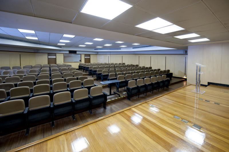 Hotel Senac Ilha Do Boi Витория Экстерьер фото The auditorium at the National Judicial College